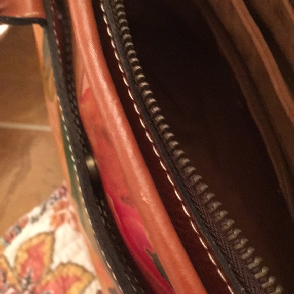 Patricia Nash Handbag - Picture 4 of 8